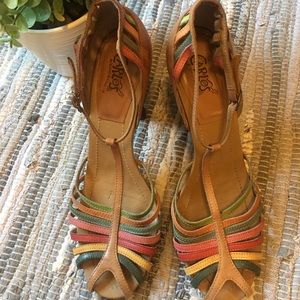 Carlos by Carlos Santana Strappy RETIRED Pastel Rainbow Leather 4” Heel Size 9